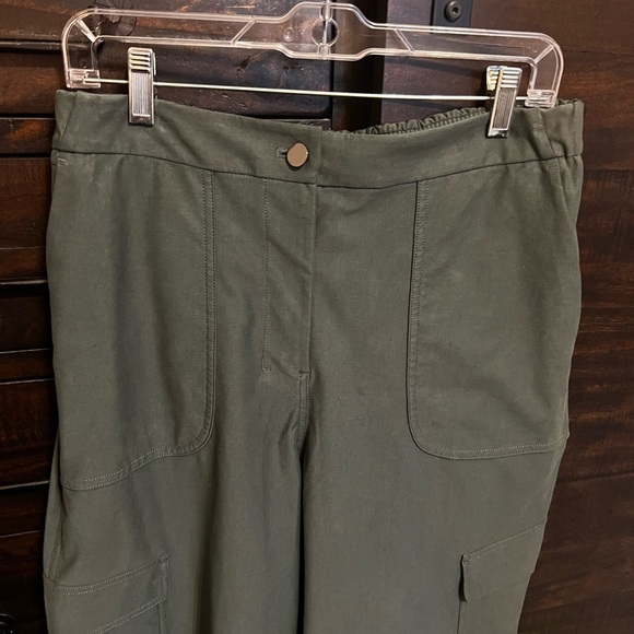 Lululemon Light Utilitech Cargo Pants Olive Green Pants High Waist 30 Like New - Picture 8 of 11